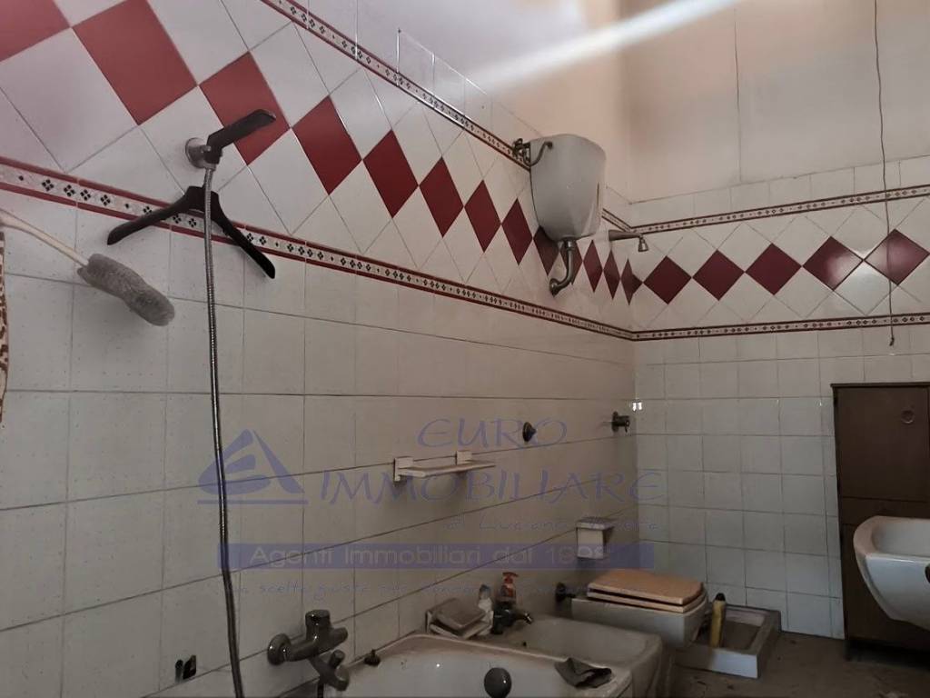 Appartamento a Maddaloni in Via Cappella Rosa - Foto 5