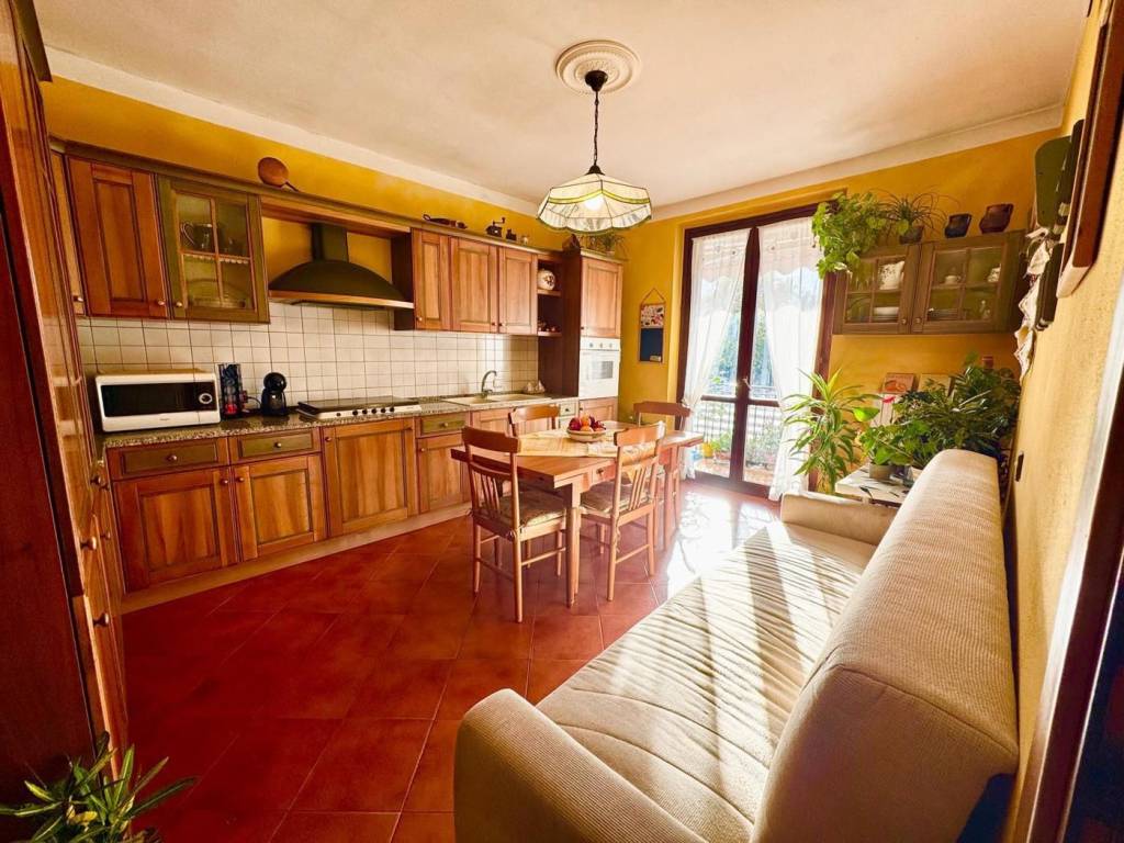 Villa a Mortara in STRADA MILANESE, 10 - Foto 3