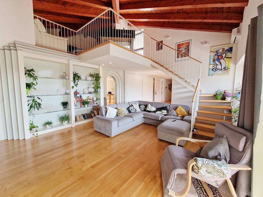 Attico / mansarda a Romano d'ezzelino in Viale Generale Gaetano Giardino - Foto 2