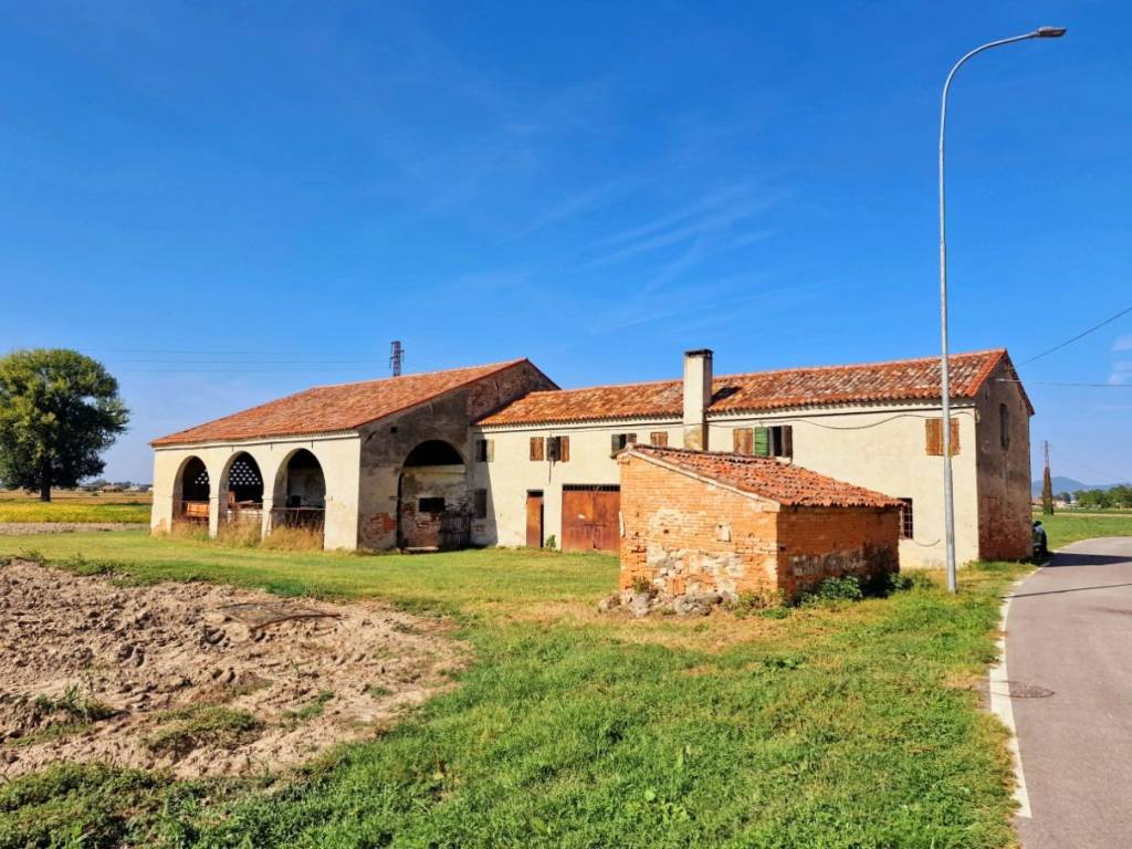 Rustico / casale a Villa estense in VI ARGINE VALGRANDE - Foto 5