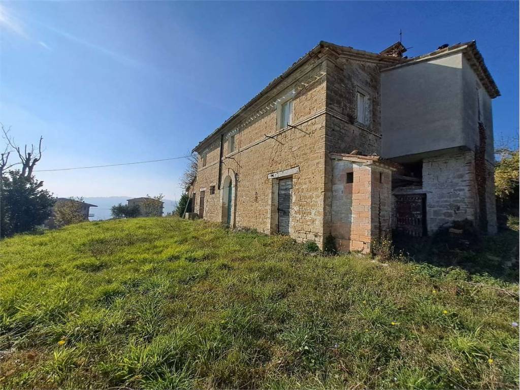 Rustico / casale a Monte roberto in Via Pace, 1 - Foto 4