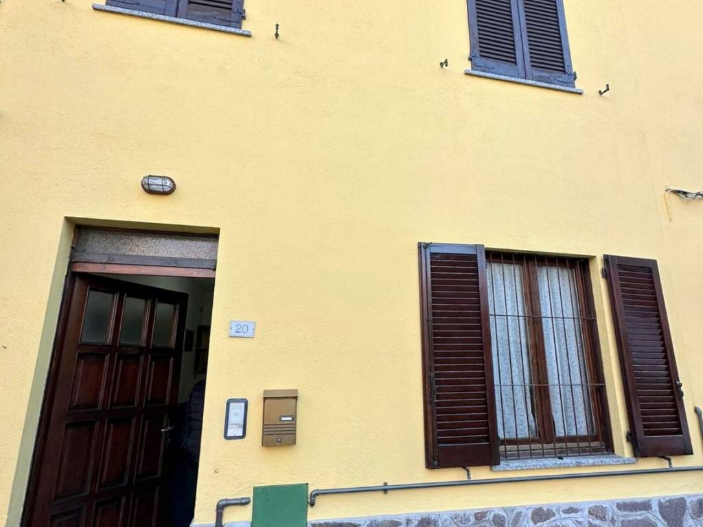 Casa indipendente a Cadorago in Via Vittoria, 20 - Foto 2