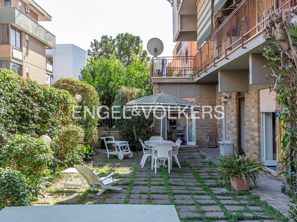 Appartamento a Santa marinella in Via del Tonale - Foto 3