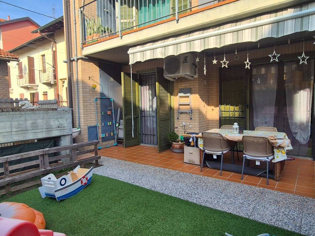 Appartamento a Trofarello in Via Vittorio Veneto, 9 - Foto 2