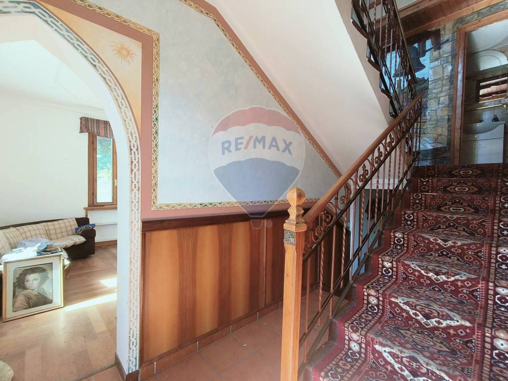 Villa a Ghiffa in Corso dante Alighieri - Foto 2