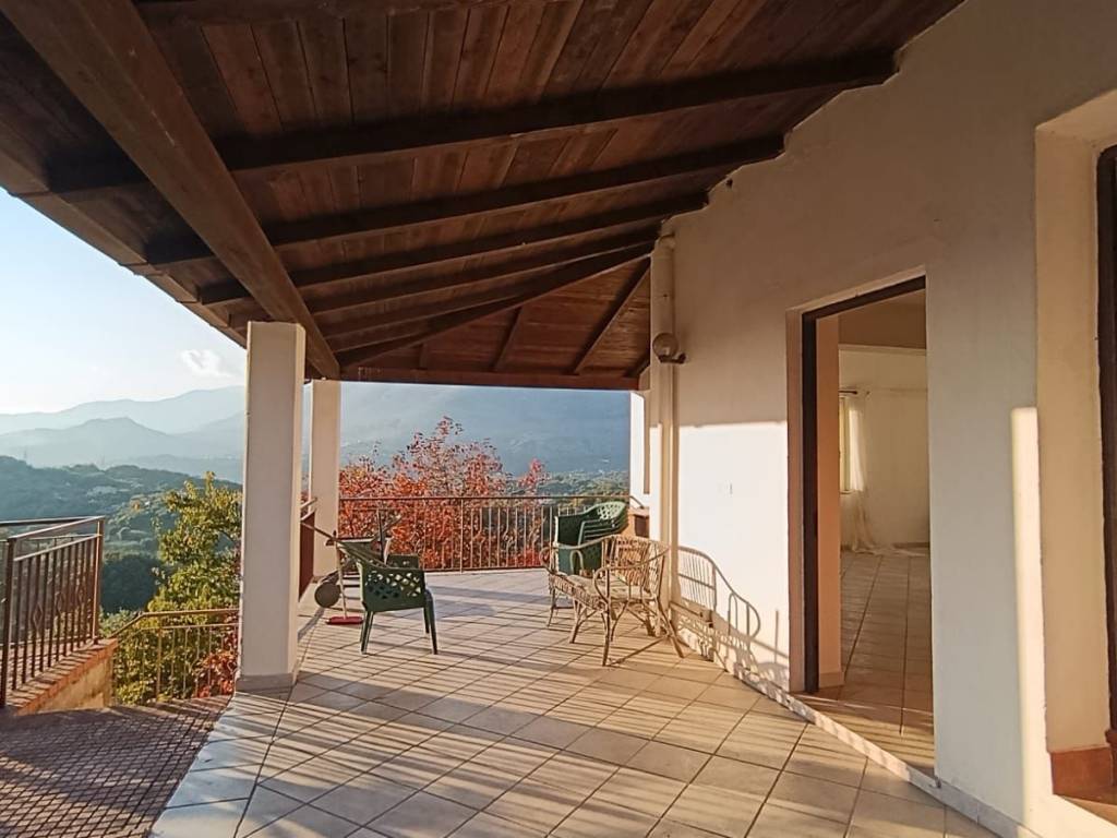 Villa a Minturno in Via Luigi Cadorna, 83 - Foto 3