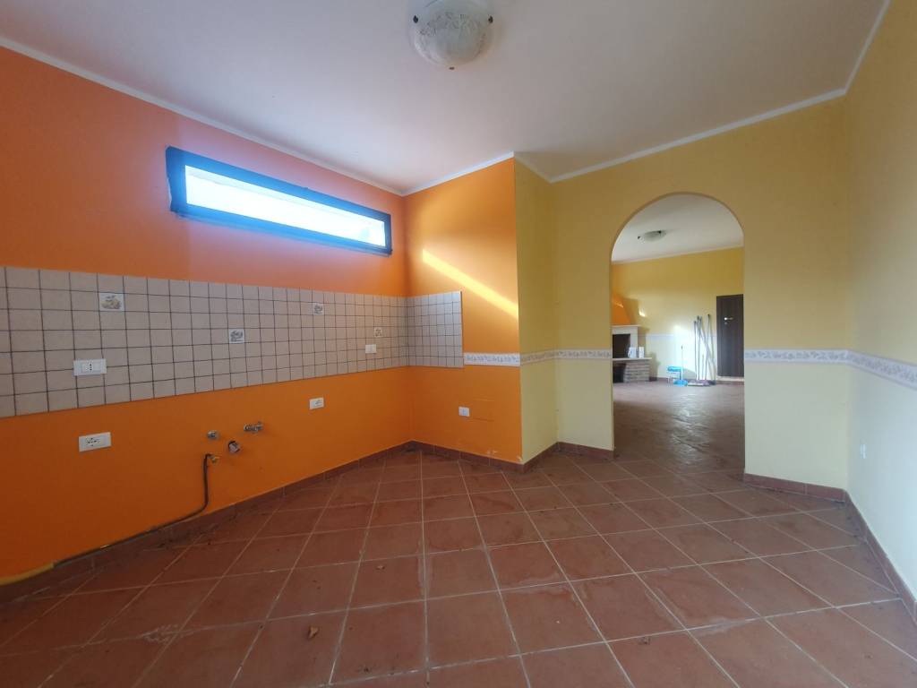 Appartamento a Grotte di castro in Via Pian di Stella - Foto 4