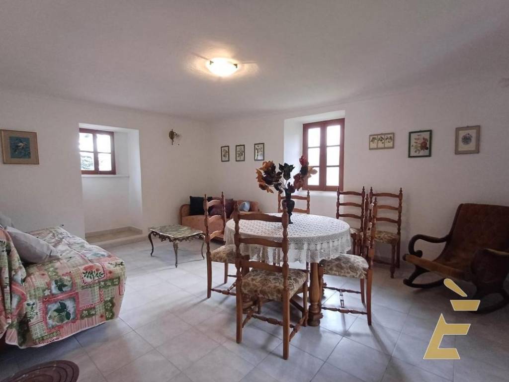 Villa a Pamparato in LOCALITA' NASCIO MULATTIERI, 144 - Foto 3