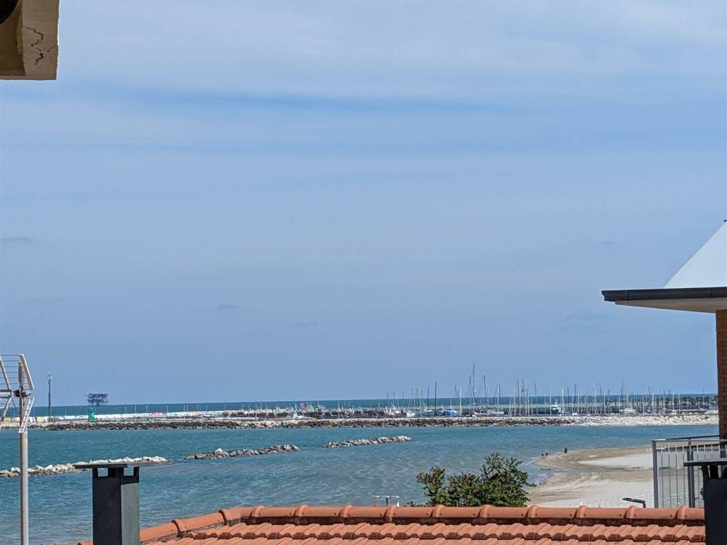 Appartamento a Civitanova marche in VIALE IV NOVEMBRE, 84 - Foto 3