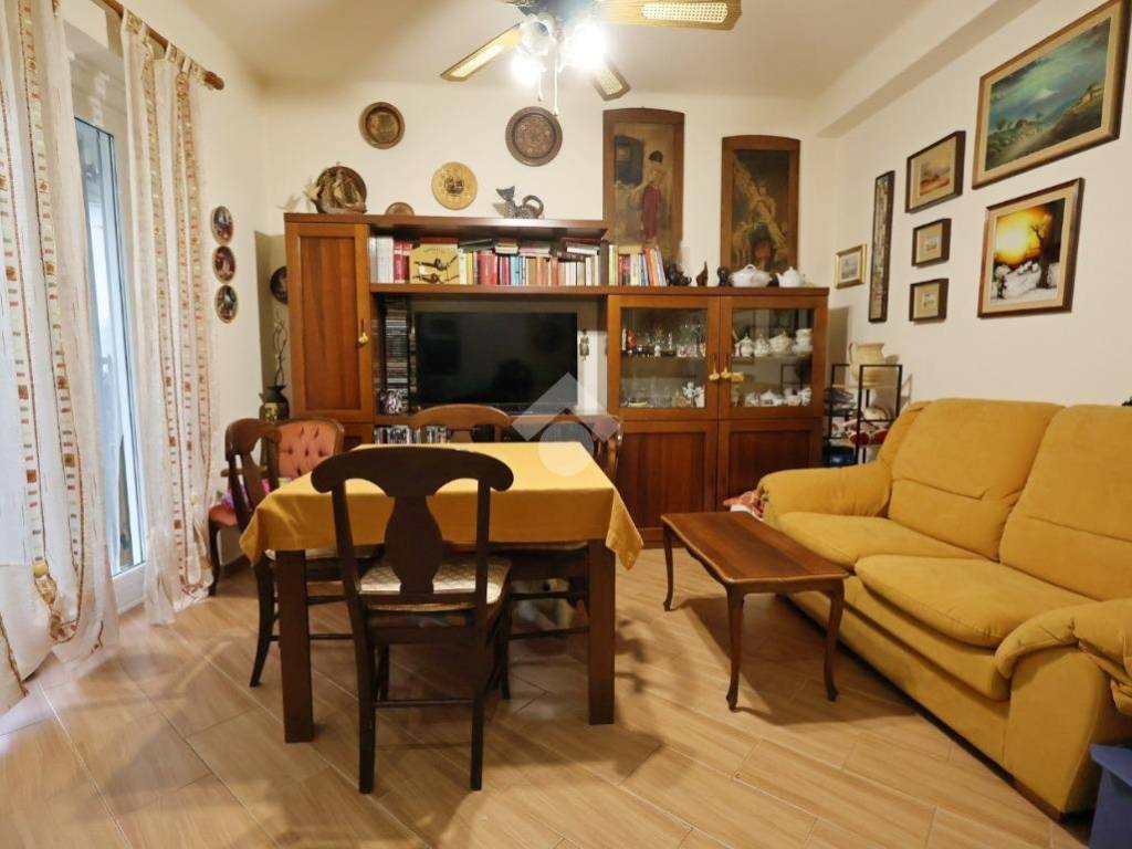 Appartamento a Trieste in Via Antonio Smareglia - Foto 2