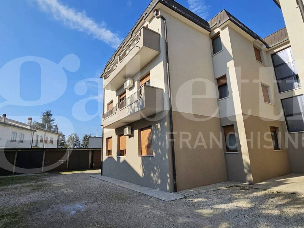 Appartamento a Caldogno in Via Guglielmo Marconi , 16 - Foto 5