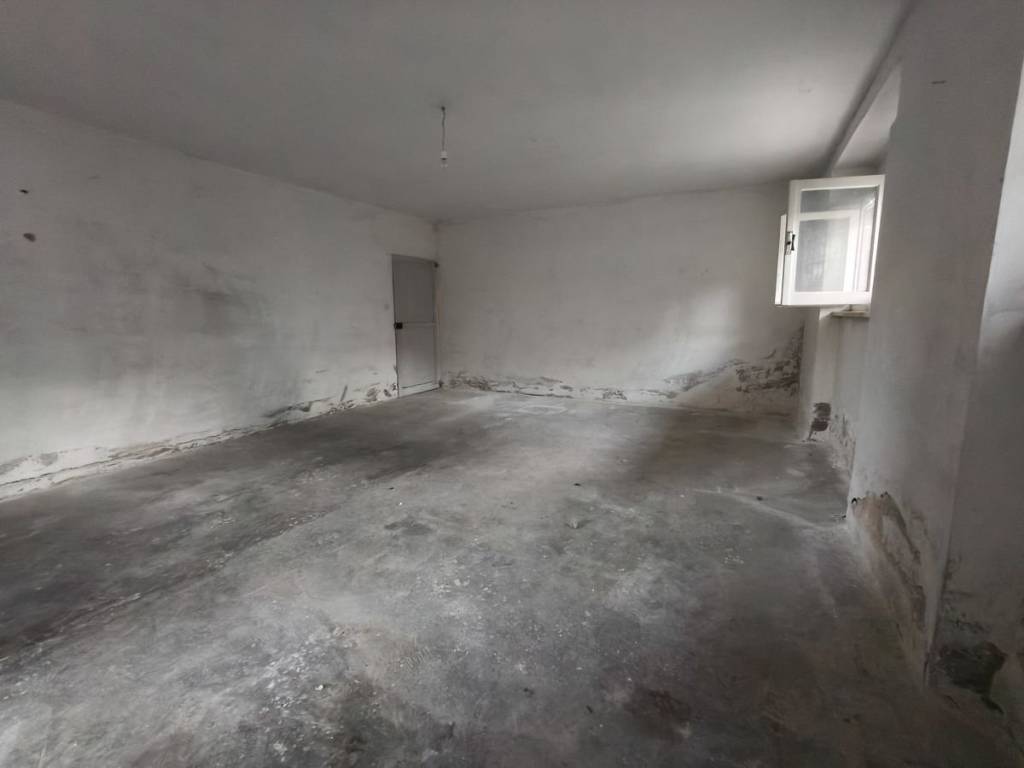Box / garage a Jesi in Viale Giuseppe Verdi - Foto 2