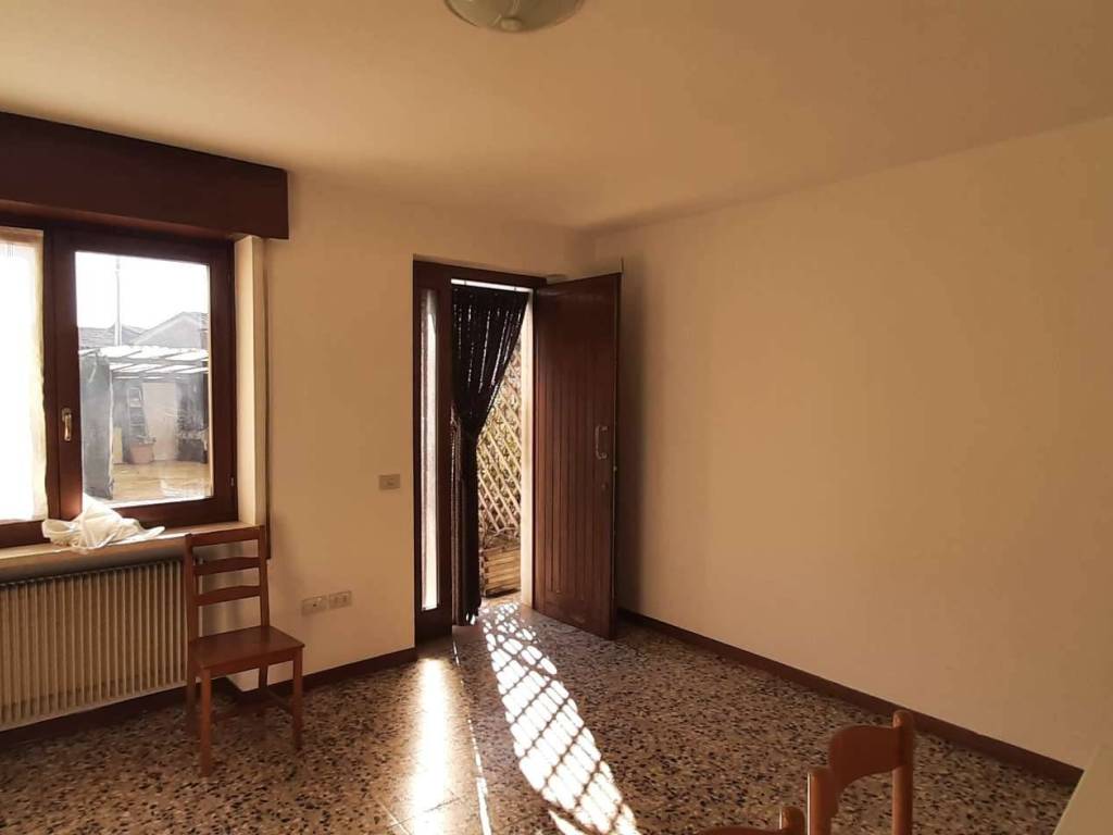 Casa indipendente a Zugliano in via Piazza - Foto 4