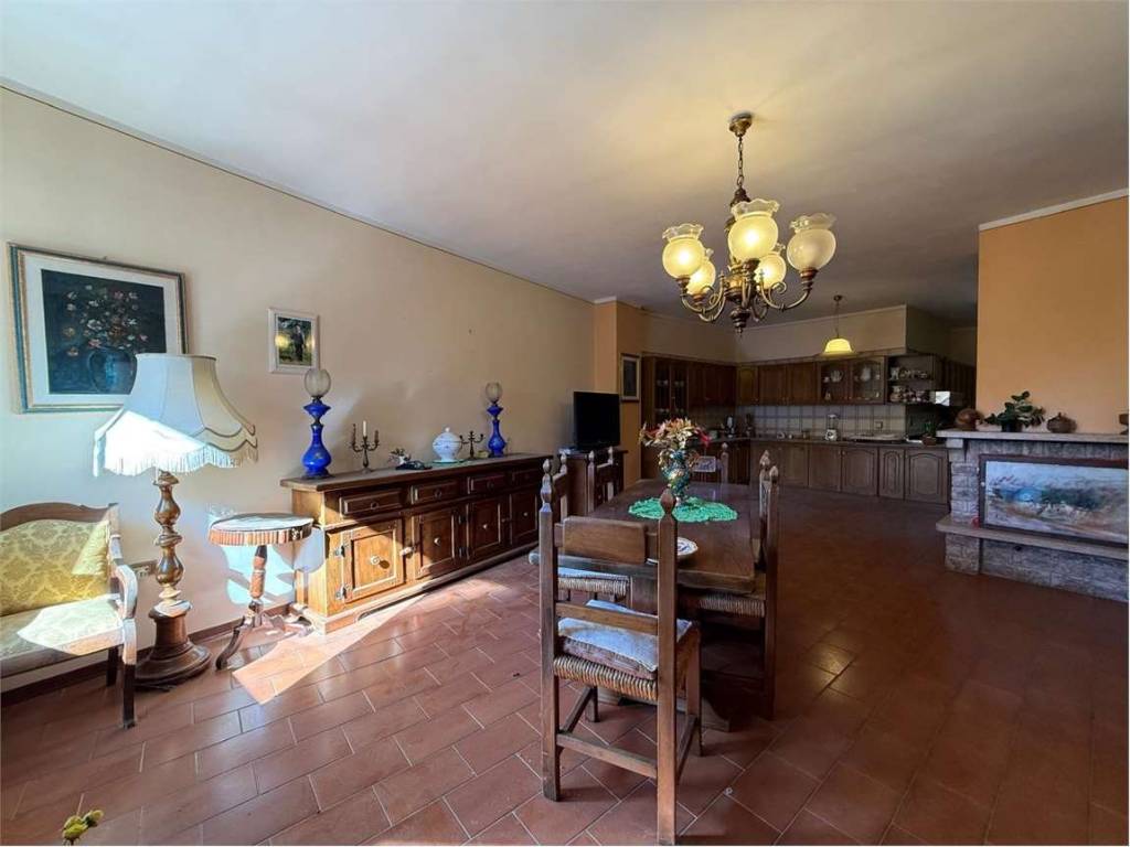 Casa indipendente a Bevagna in Corso Amendola , 34 - Foto 4