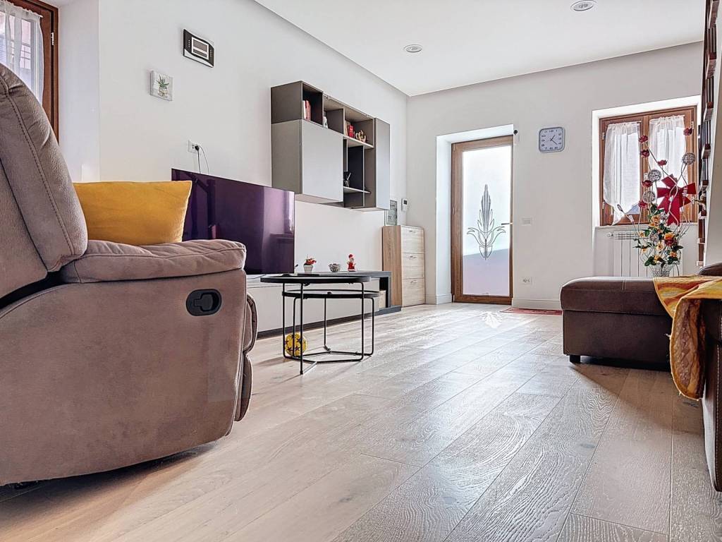 Casa indipendente a Mentana in Via Antonio Moscatelli, 103 - Foto 5