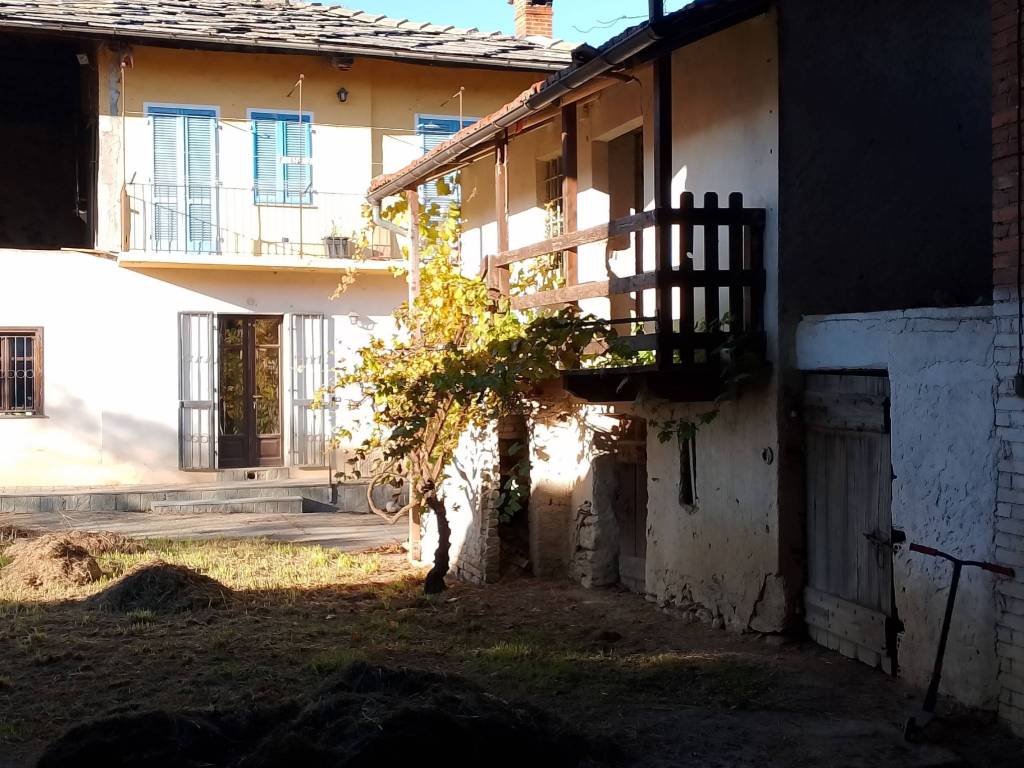 Casa indipendente a Barge in Via Ronchi, 11 - Foto 3