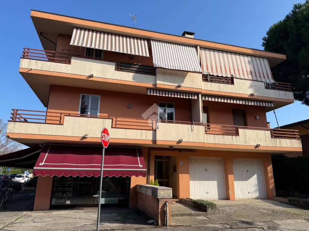 Appartamento a Rovigo in Via Gino Piva, 68 - Foto 2