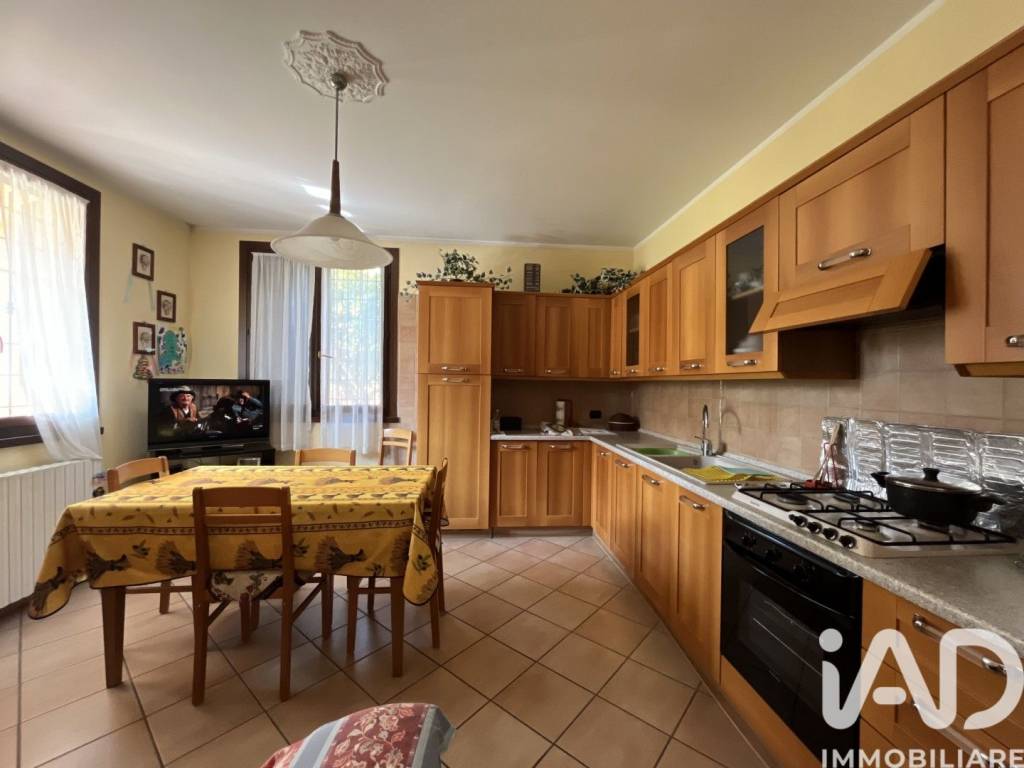 Villa a San felice sul panaro in Via cocchi - Foto 3