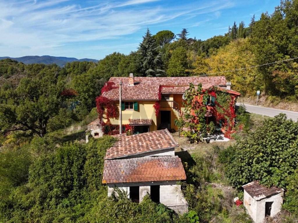 Rustico / casale a Umbertide in FRAZIONE PREGGIO, 128 - Foto 2