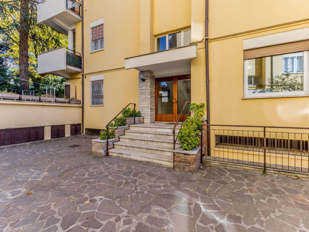 Appartamento a Grottaferrata in Viale San Bartolomeo, 15 - Foto 4