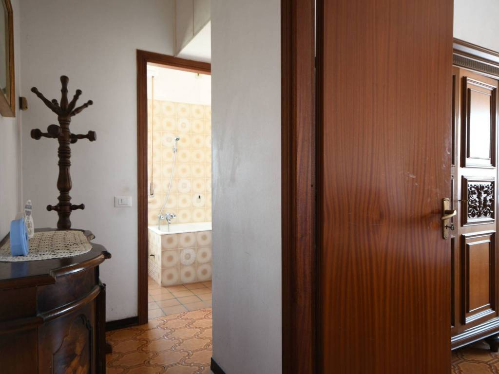 Appartamento a Sarzana in Via Paolo Diana - Foto 5