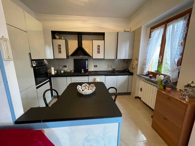 Appartamento a Omegna in Via Bruno Rutto - Foto 2
