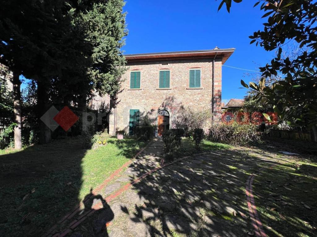 Casa indipendente a Arezzo in Loc. Chiassa Superiore - Foto 3