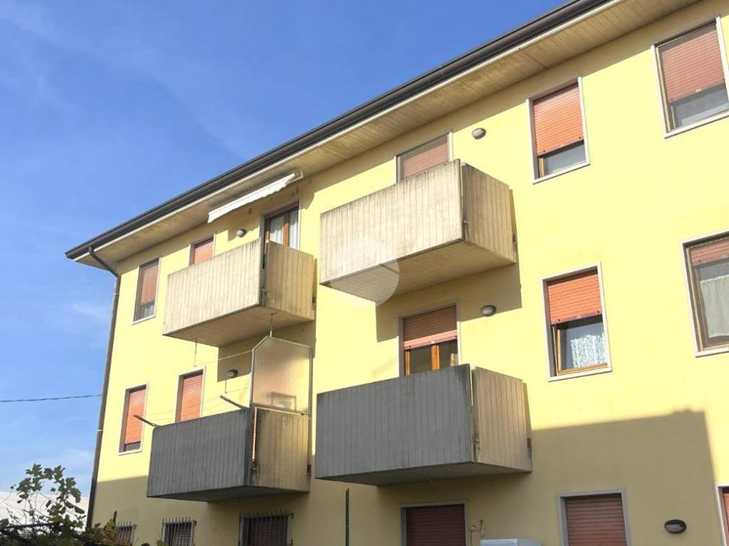 Appartamento a Verona in Via rivoli, 8 - Foto 2