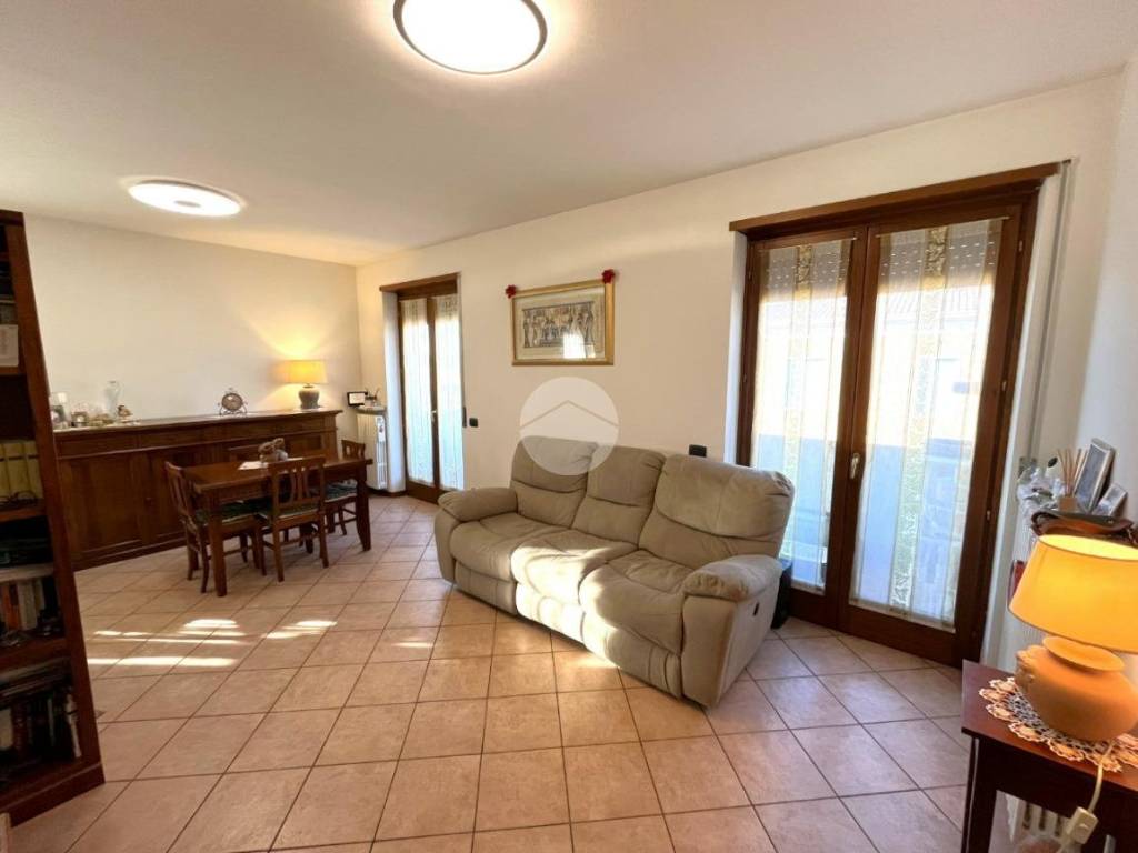 Appartamento a Verona in Via rivoli, 8 - Foto 3