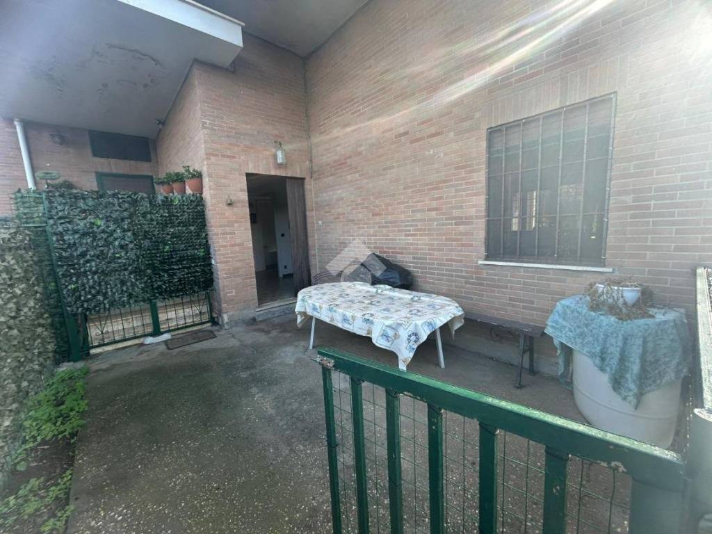 Villa a Aprilia in Via dei Rutuli, 73 - Foto 3