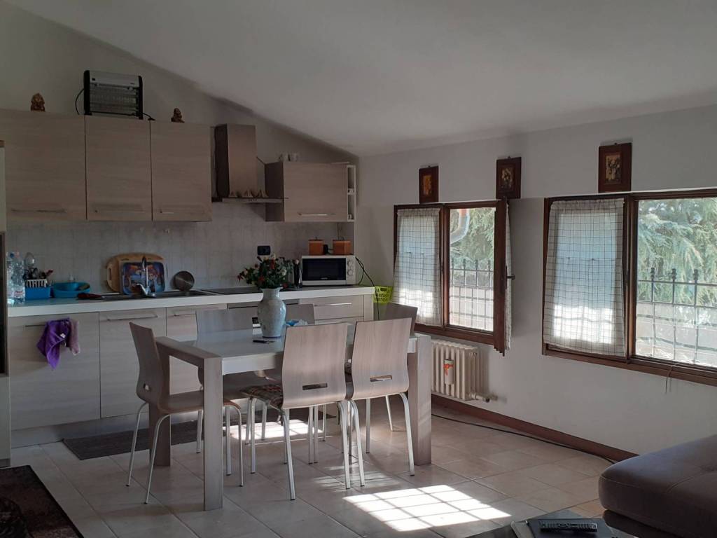 Appartamento a Cantù in Via Luigi Casartelli, 12 - Foto 5