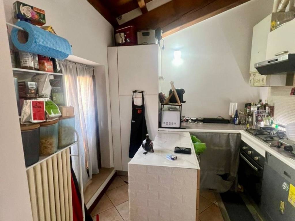 Appartamento a Mantova in Via Fratelli Grioli, 36 - Foto 4