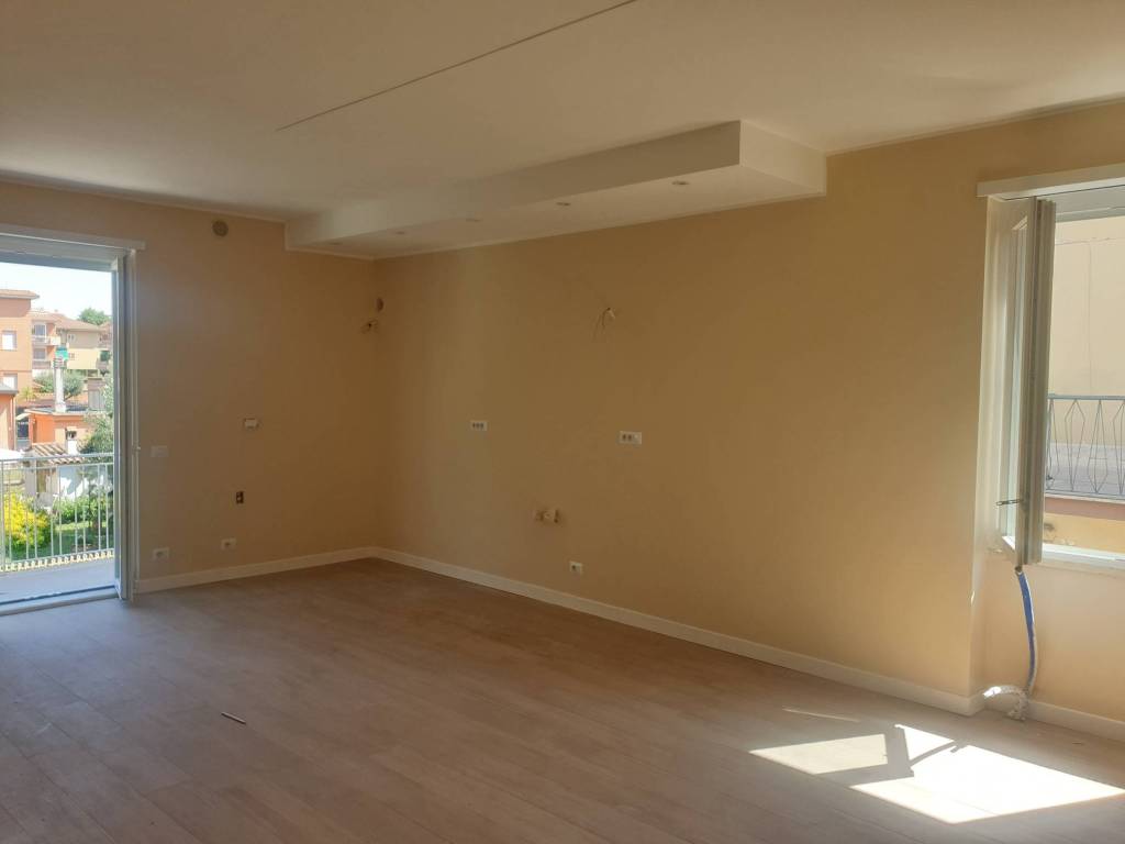 Appartamento a Ciampino in Via Umberto Giordano, 15 - Foto 2