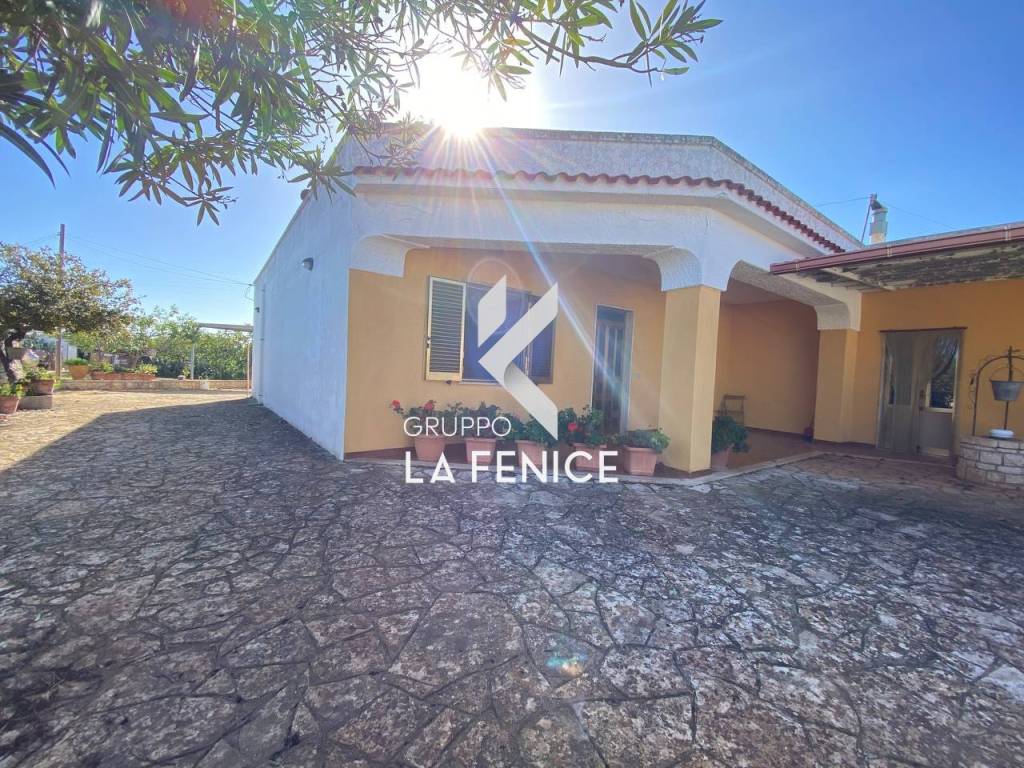 Casa indipendente a Locorotondo in C.da Uacella - Foto 5