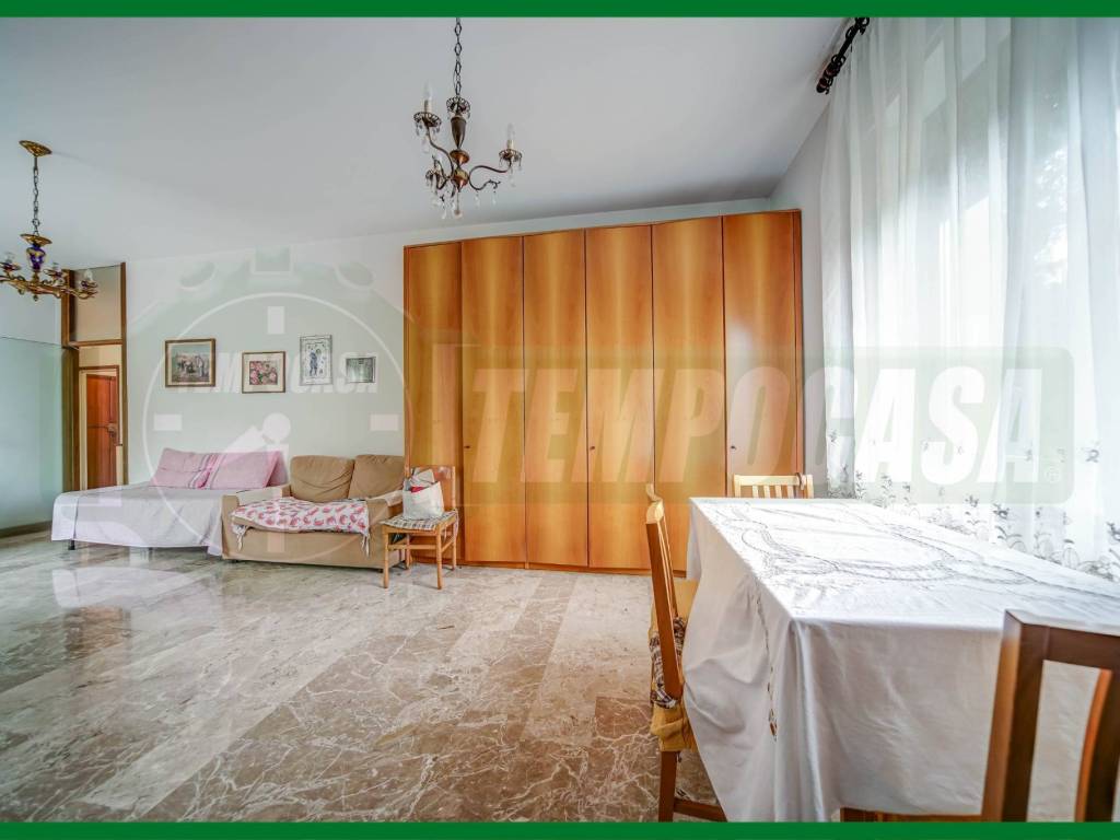 Appartamento a Gallarate in Via san giovanni bosco - Foto 5