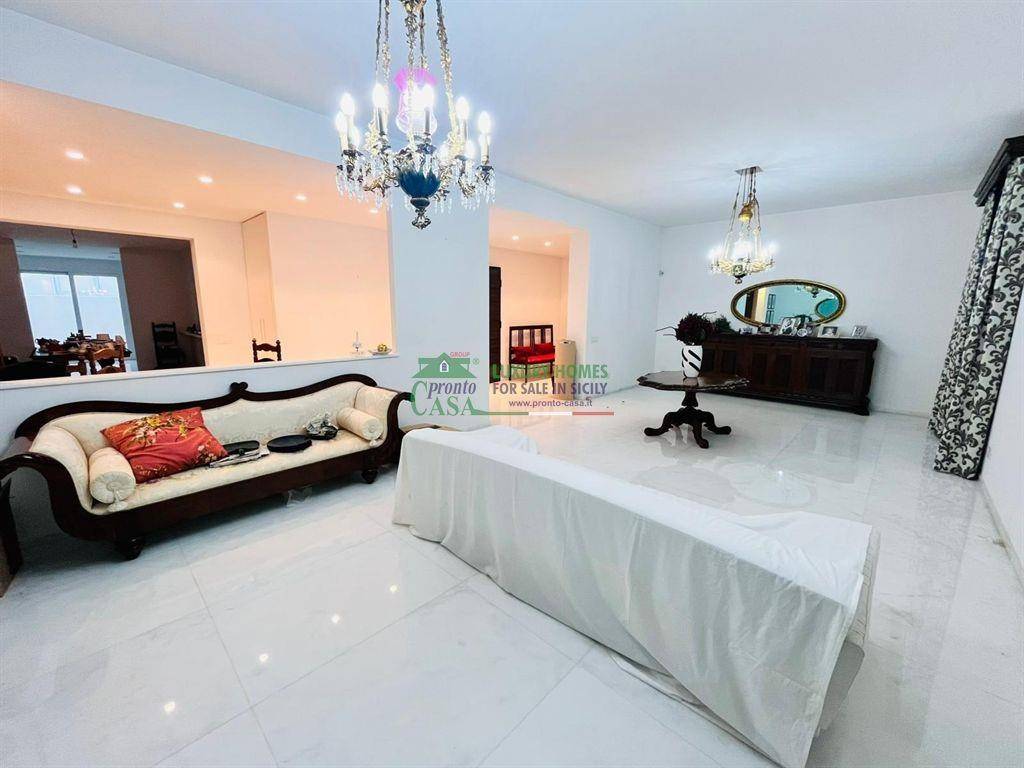 Appartamento a Comiso in Via Generale Amato - Foto 5