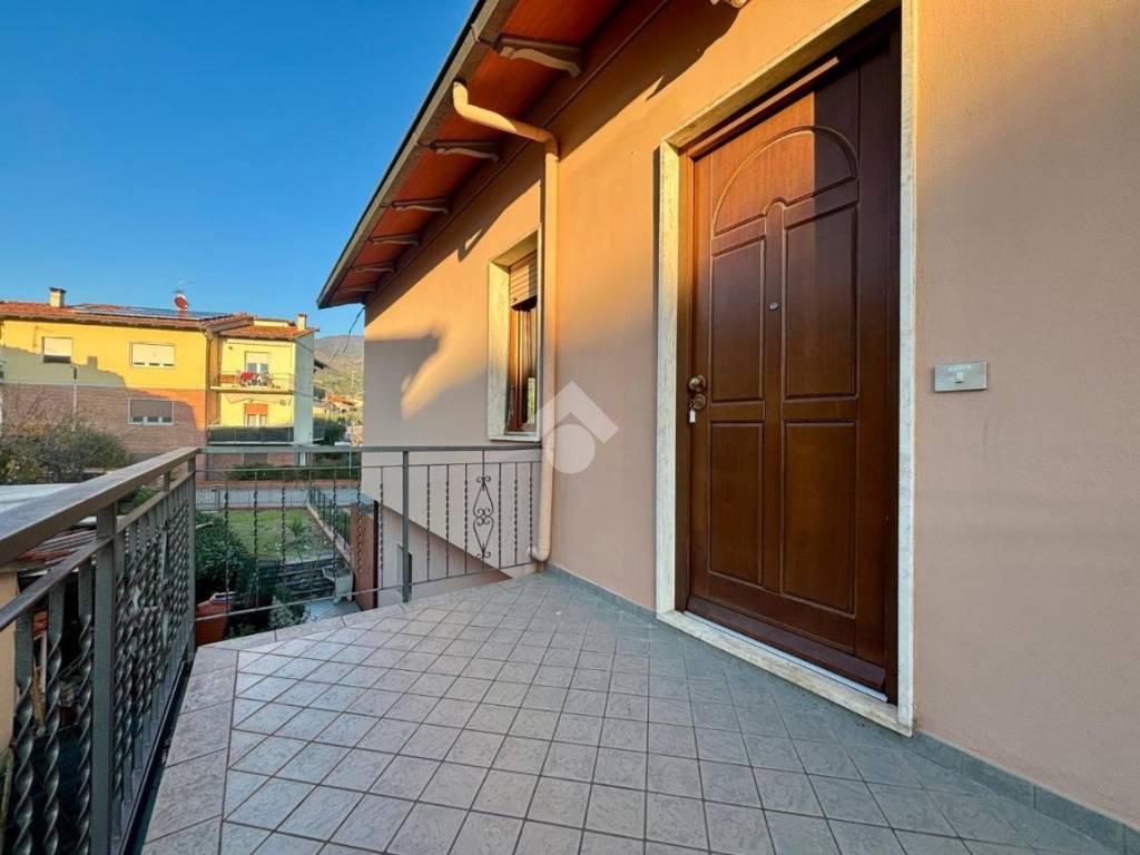 Villa a Castelfranco piandisco in Via Soffena, 1 - Foto 4