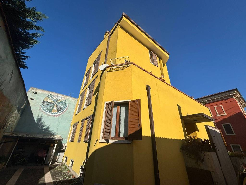 Casa indipendente a Verona in Via Tombetta, 92 - Foto 3