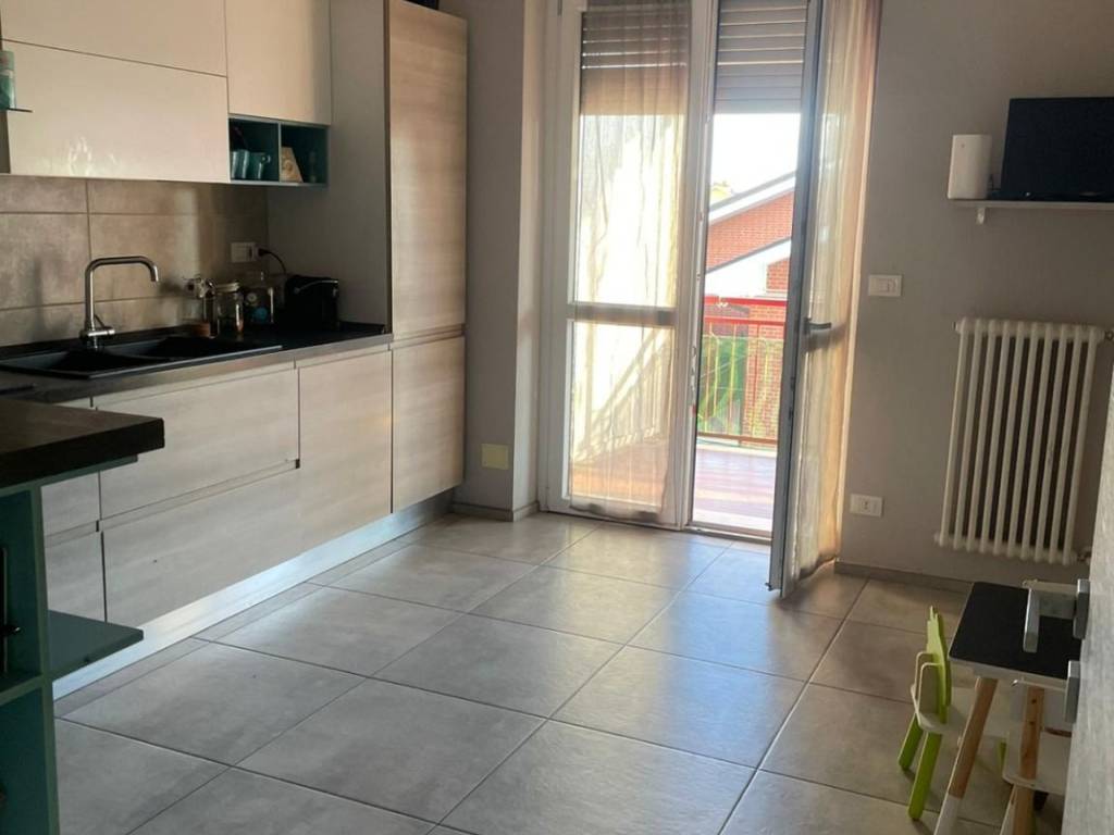 Appartamento a None in Via Santorre Santarosa, 55 - Foto 2
