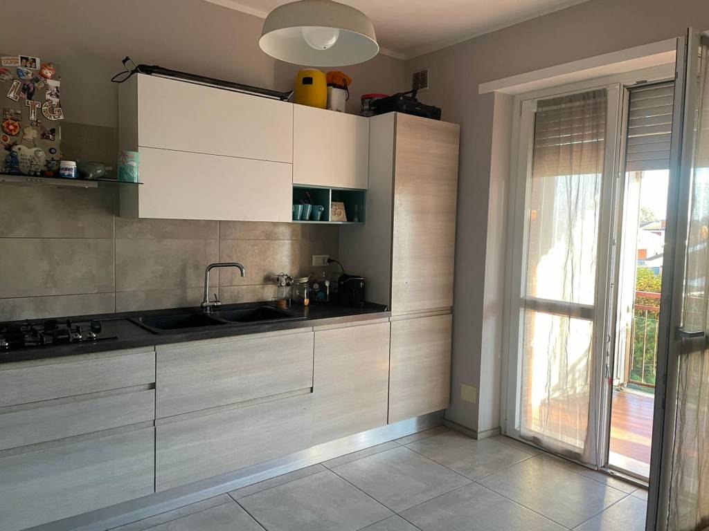 Appartamento a None in Via Santorre Santarosa, 55 - Foto 3