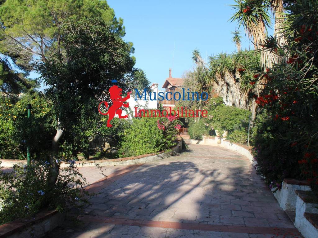 Villa a Mazara del vallo in Piazza delle Tre Giornate - Foto 2