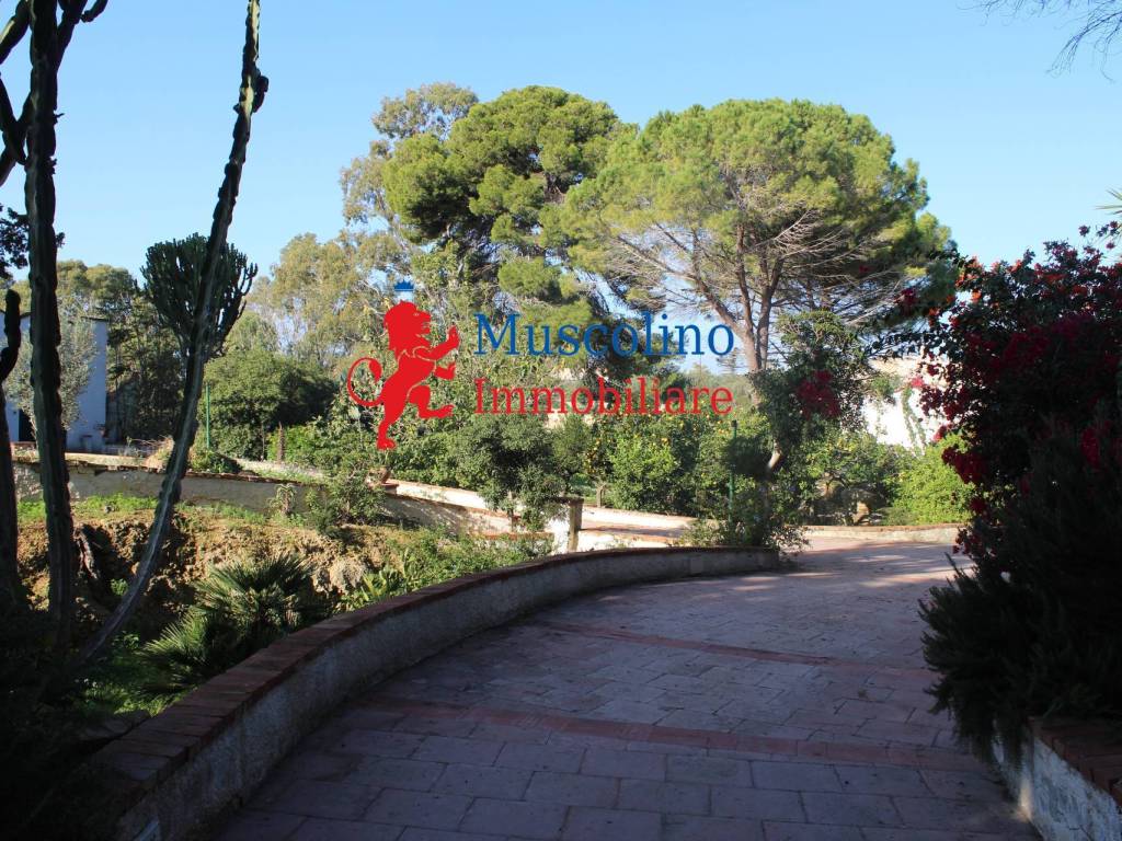 Villa a Mazara del vallo in Piazza delle Tre Giornate - Foto 3