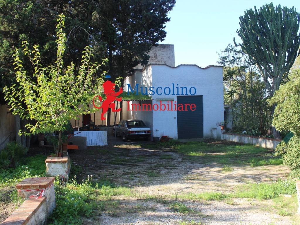 Villa a Mazara del vallo in Piazza delle Tre Giornate - Foto 5