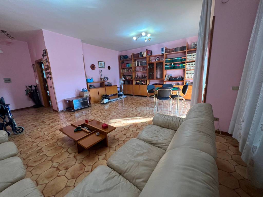Appartamento a San nicola la strada in Viale Italia, 50 - Foto 2