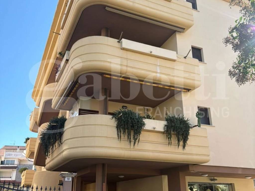 Appartamento a Aprilia in Via Giuseppe Verdi, 8 - Foto 2