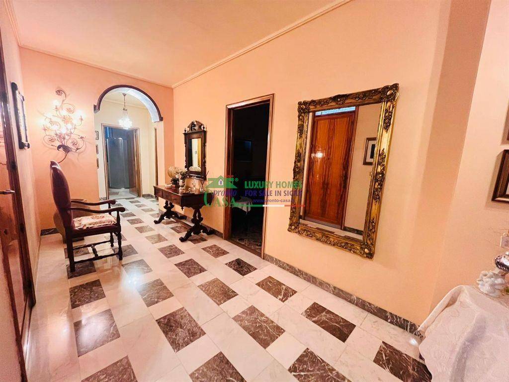 Appartamento a Comiso in Via Generale Amato - Foto 4