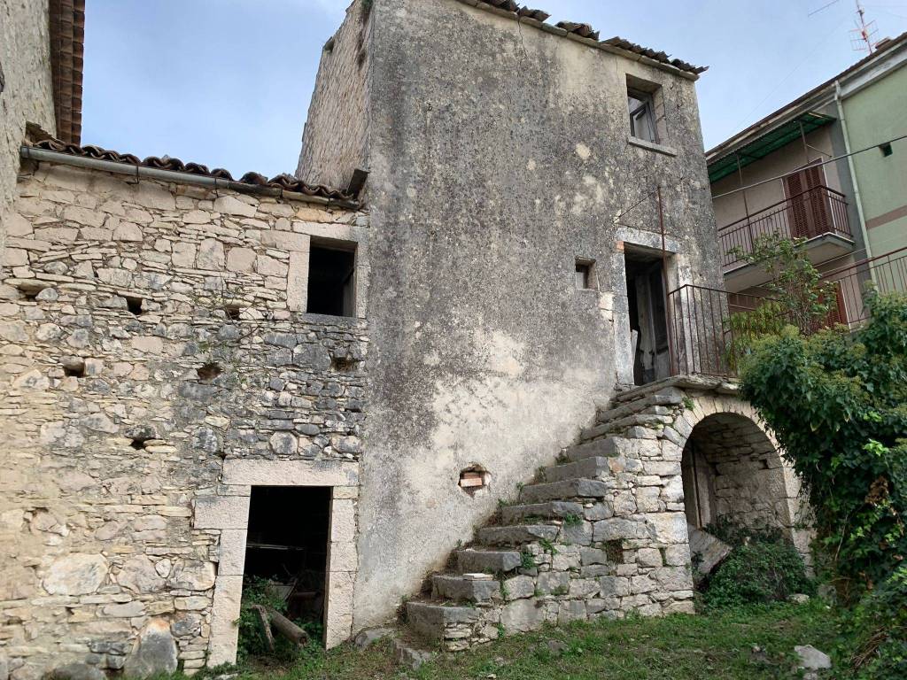 Rustico / casale a Sant'agapito in Viale Antonio Gramsci - Foto 2