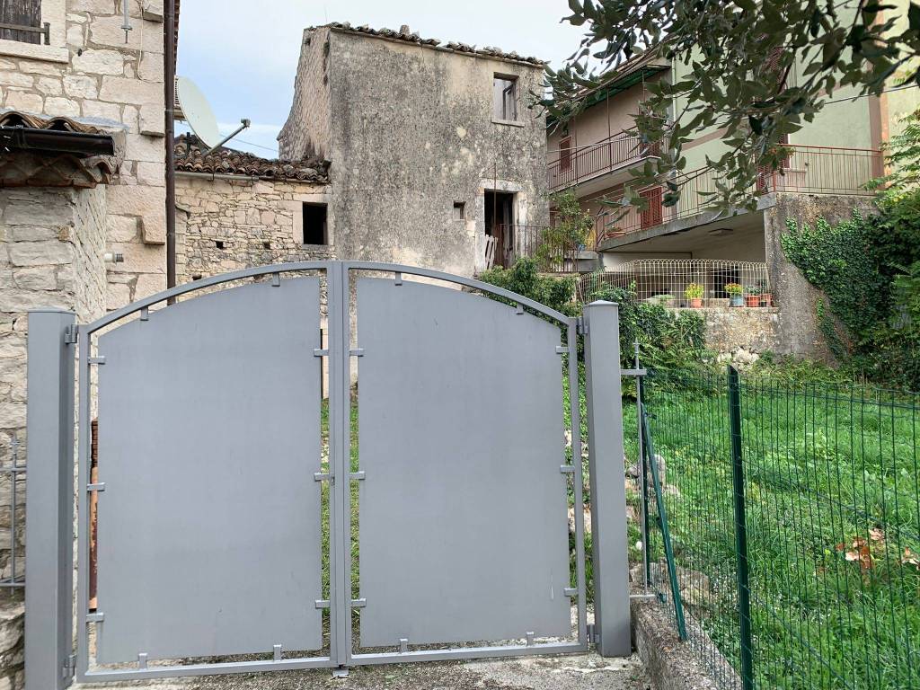 Rustico / casale a Sant'agapito in Viale Antonio Gramsci - Foto 5