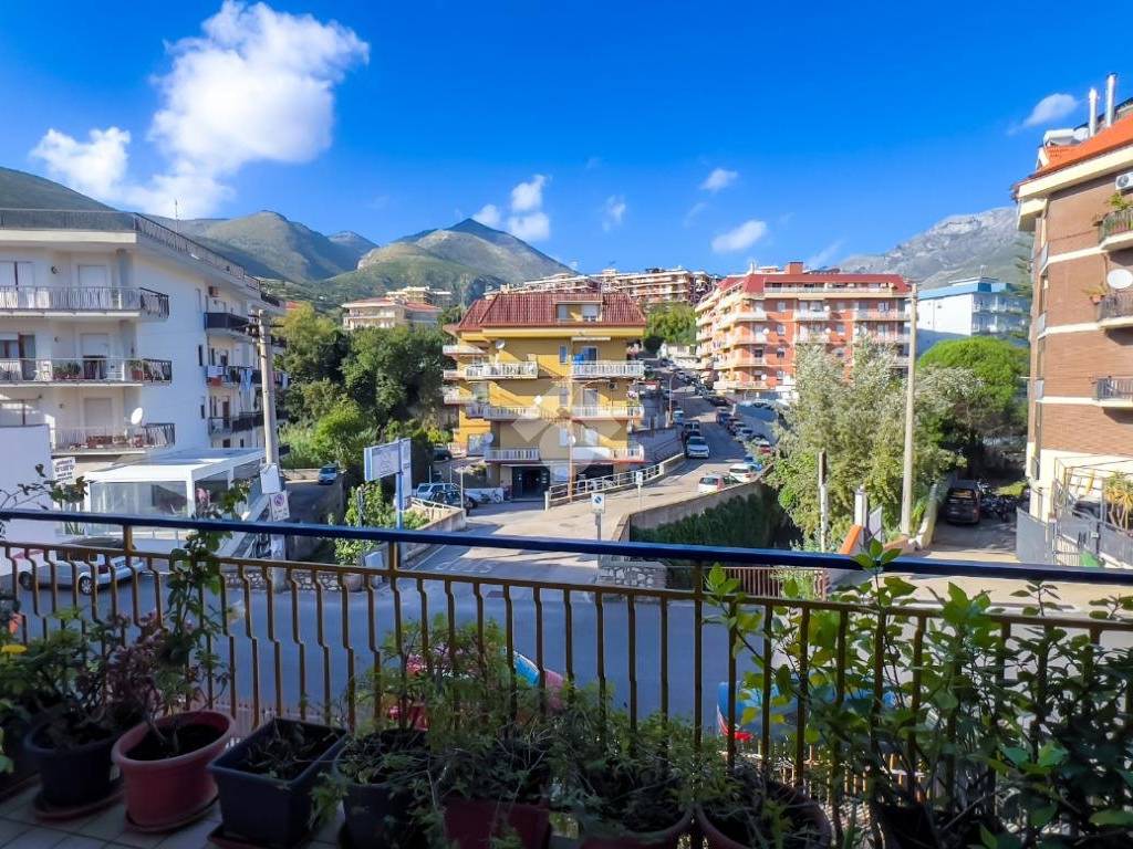 Appartamento a Formia in Via Adalgiso Ferrucci, 40 - Foto 3