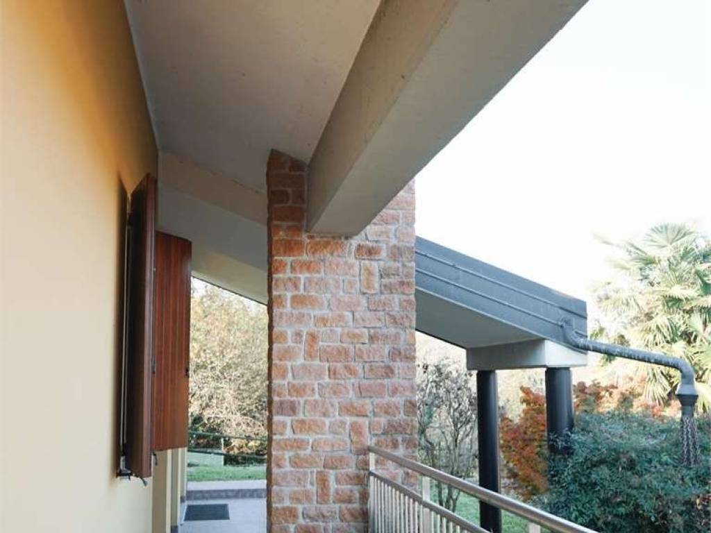 Villa a Castelletto sopra ticino in Pozzola - Foto 3